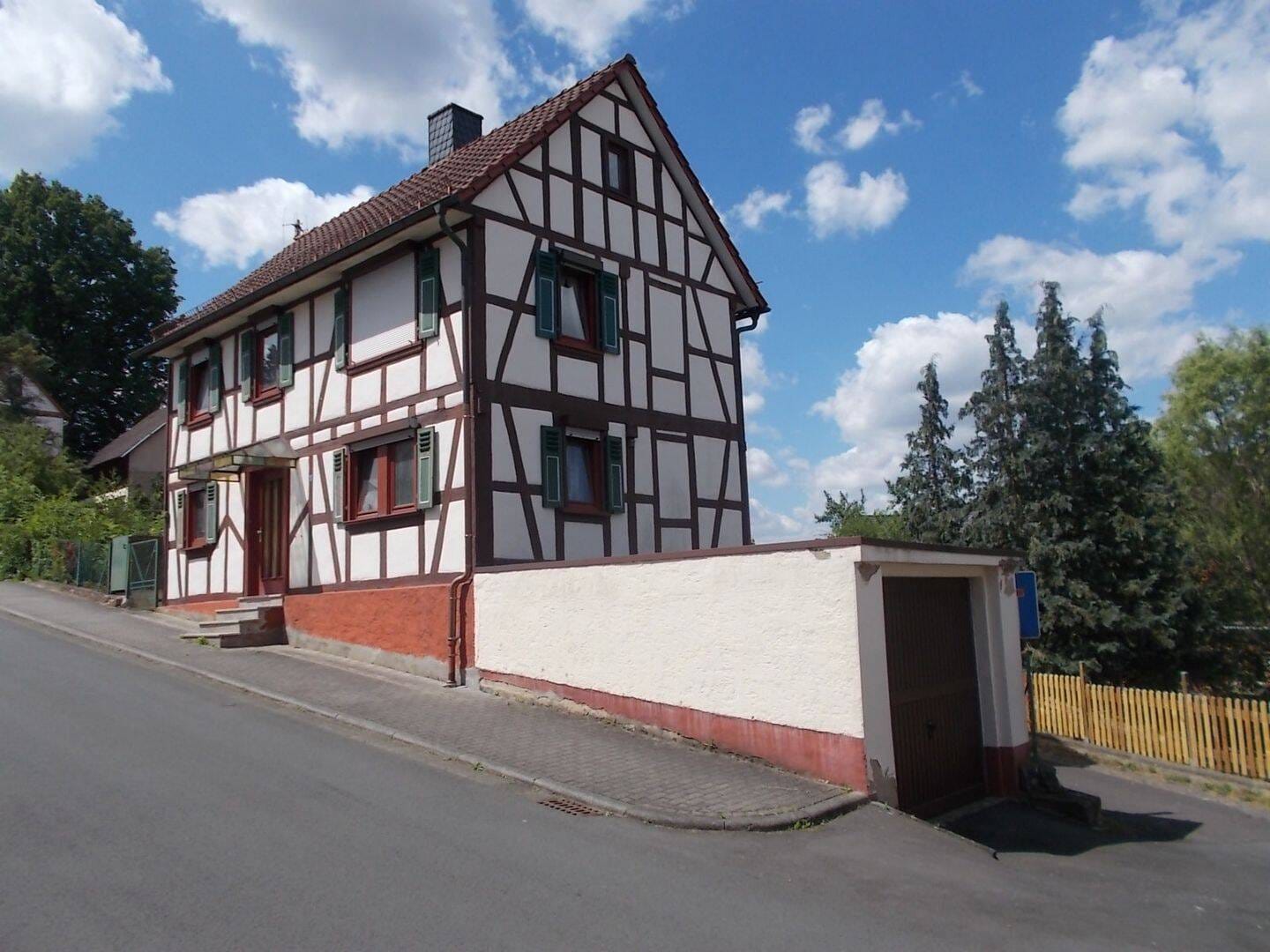 Immobilie in Hirzenhain - Nettes Haus zum Verlieben in Hirzenhain - Bild 2