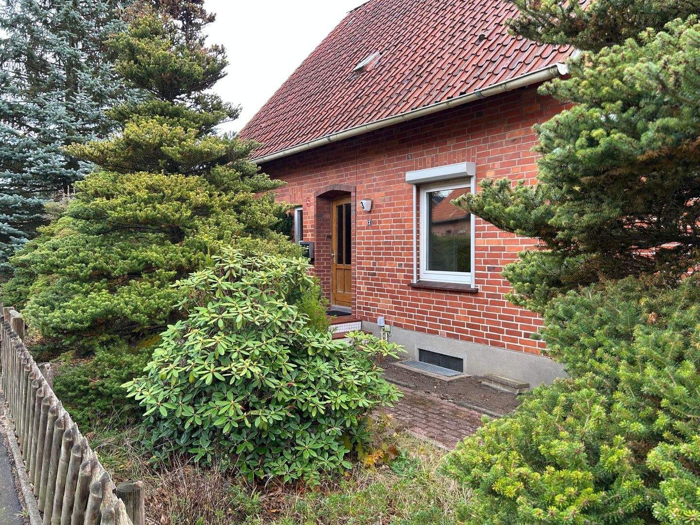 Immobilie in Lüneburg - EFH mit Einliegerwohnung und Keller in Lüneburg  - Bild 0