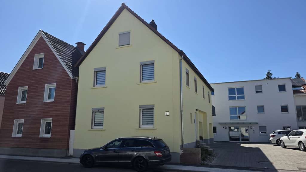 Immobilie in Offenbach an der Queich - Grundsaniertes EFH mit gutem Raumangebot, 2 Garagen und Terrasse - Bild 1