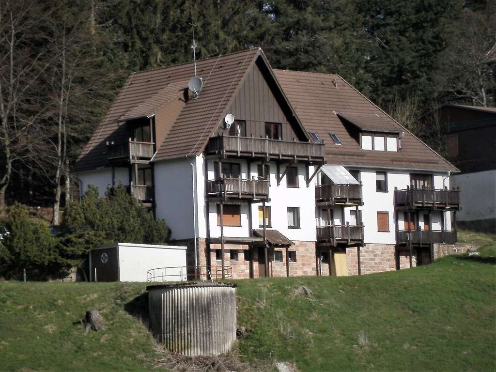 Immobilie in Ottersweier - Hochwertige Ferien-/Dauerwohnung in seltener Lage am Nationalpark Schwarzwald  - Bild 0