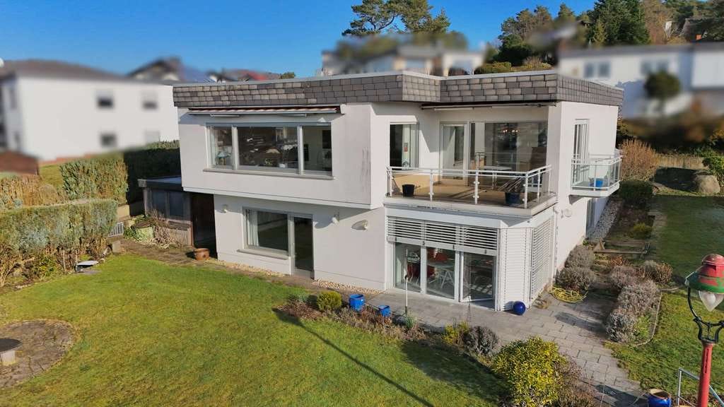 Immobilie in Herborn - Exklusives Einfamilienhaus mit atemberaubenden Weitblick in Herborn OT - Bild 1