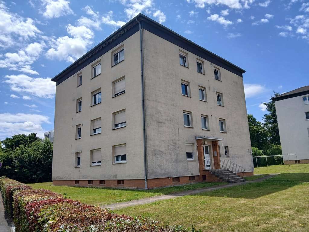 Immobilie in Göttingen - 3 Zi. Eigentumswohnung mit Balkon im 1. Obergeschoss in Göttingen Elliehausen - Bild 0