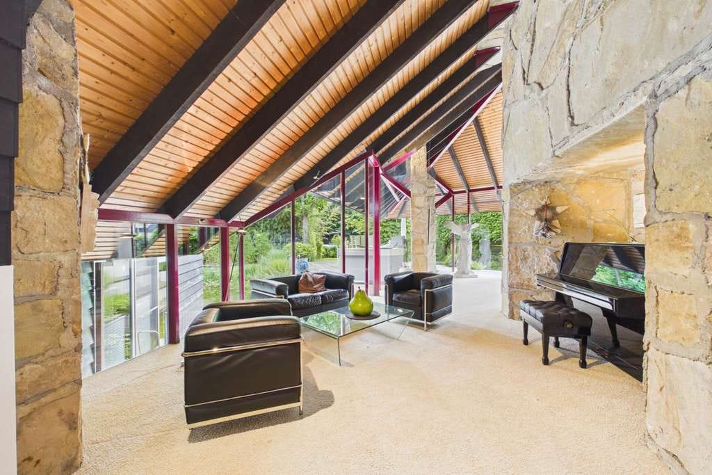 Immobilie in Ostbevern - Besonders günstiger Erbpacht: Charakterstarkes 7-Zimmer-Architektenhaus mit 258 m² Wohnfläche - Bild 2