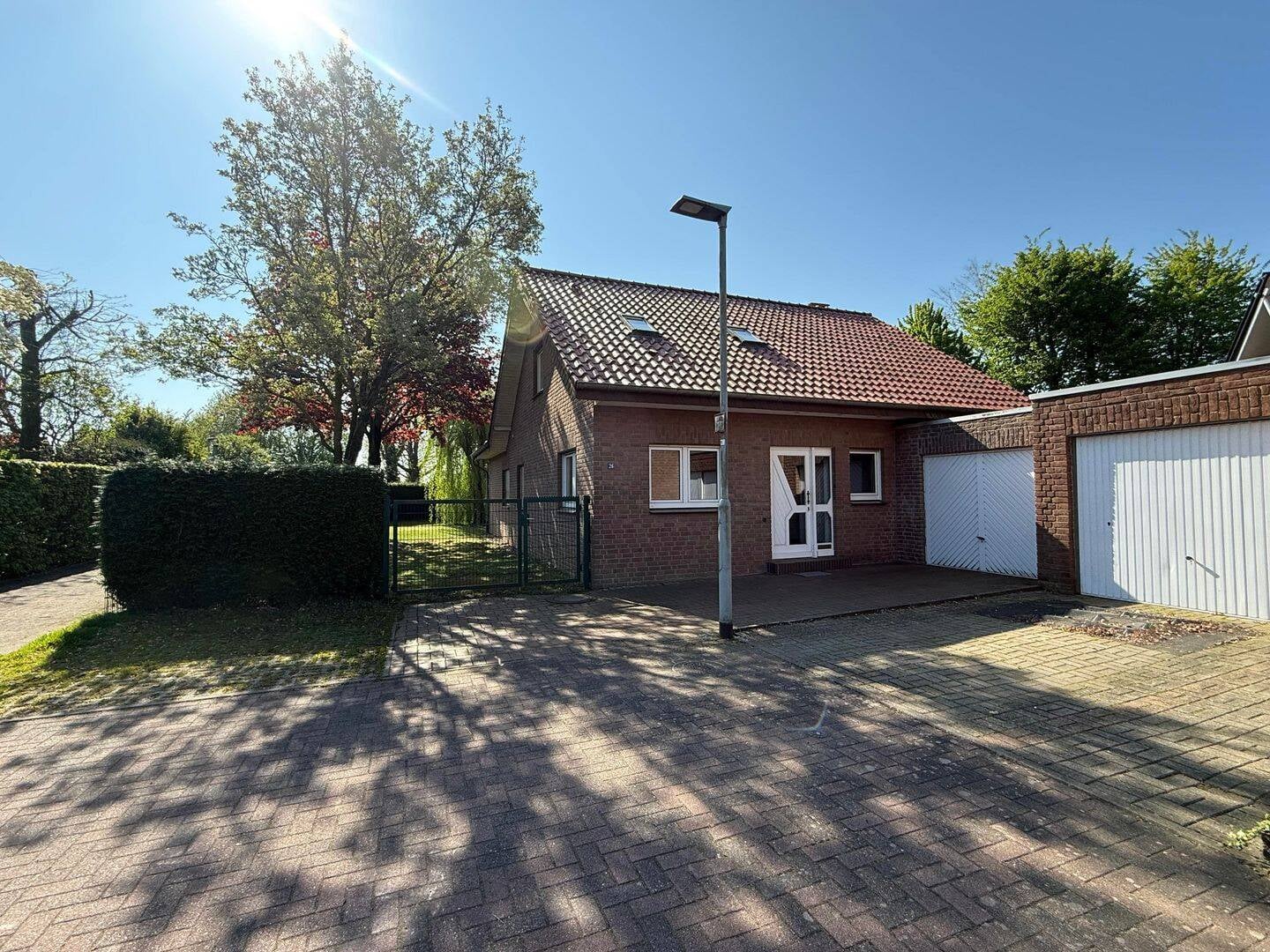 Immobilie in Isselburg - freistehendes Wohnhaus mit Garage in ruhiger Sackgassenlage - Bild 1