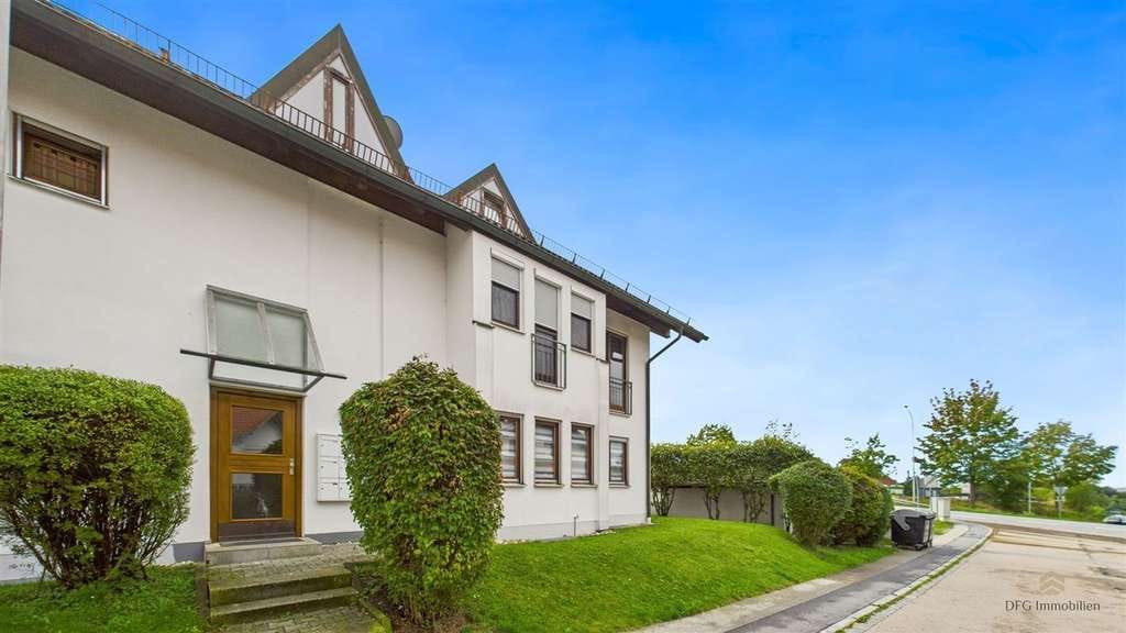 Immobilie in Untergriesbach - Stilvolle Maisonette mit Südterrasse & Galeriecharakter – Wohnen auf zwei Ebenen mit besonderem Flai - Bild 1