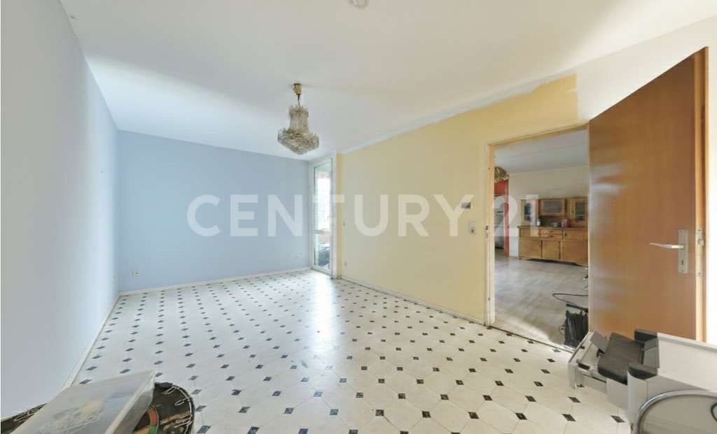 Immobilie in Walluf - Investment Walluf: 56m² | 2 ZKB | Balkon | Aufzug | Leerstand | Sanierungspotential - Bild 4