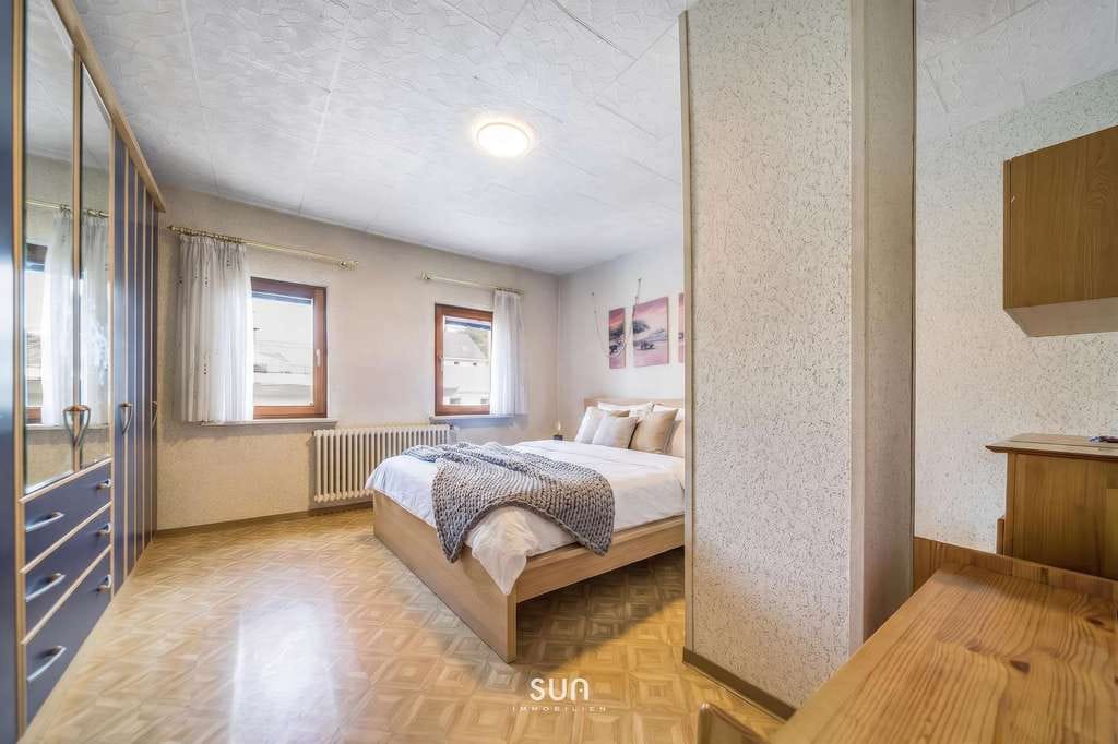 Immobilie in Eppstein - IHR 284 M² WOHNTRAUM MIT GARTEN-OASE - zwischen Burgkulisse und Lebensqualität in Vockenhausen! - Bild 1