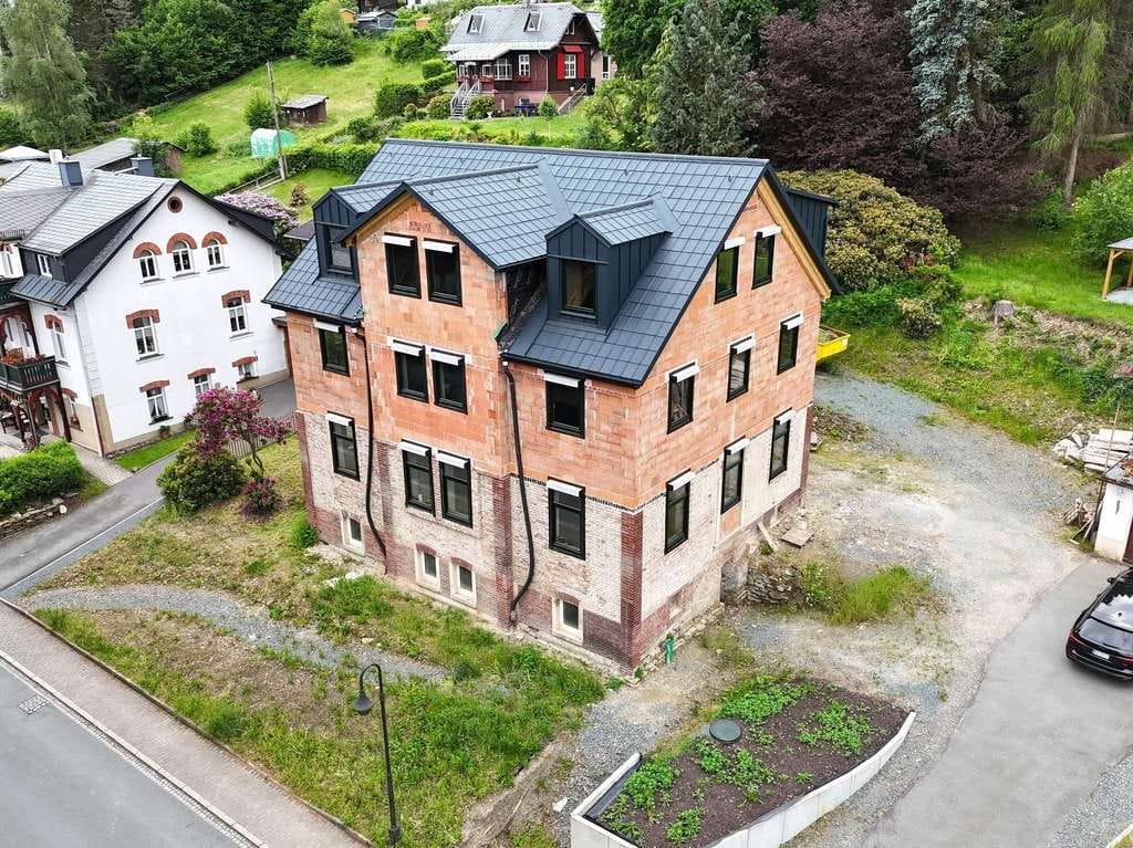Immobilie in Bad Elster - Rohdiamant in Bad Elster: 261 m², Energie A+ konzipiert & förderfähig - Bild 0