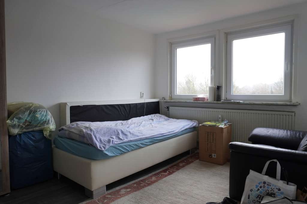 Immobilie in Salzgitter - Provisionsfrei für Käufer! Vermietete Dachgeschosswohnung mit solider Rendite in Salzgitter-Bad - Bild 2
