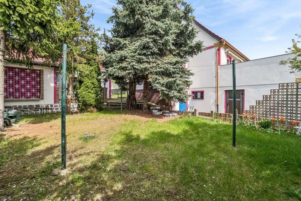 Immobilie in Lossatal - Familienfreundliches Wohnen in Lossatal – Einfamilienhaus mit Garten, Keller und Tiefgarage! - Bild 3