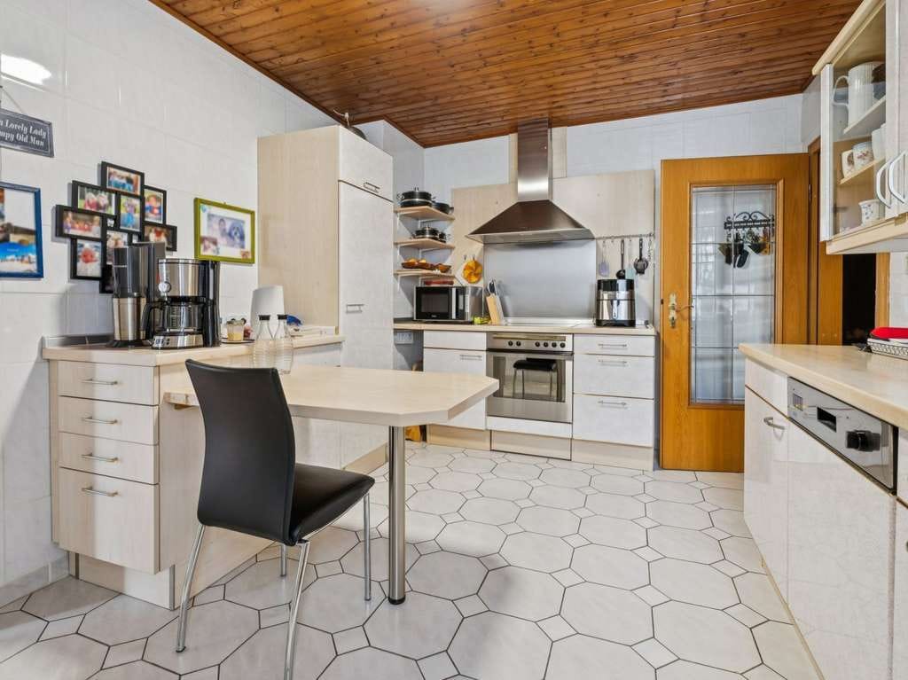 Immobilie in Haltern am See - Großzügiges Zweifamilienhaus mit Sauna, Solaranlage und Doppelgarage in Haltern am See - Bild 3