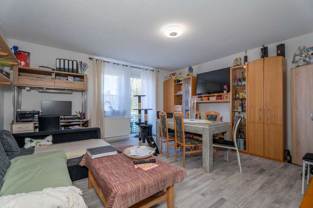 Immobilie in Rielasingen-Worblingen - Charmante 3-Zimmer-Etagenwohnung – seit Jahren solide vermietet! - Bild 3