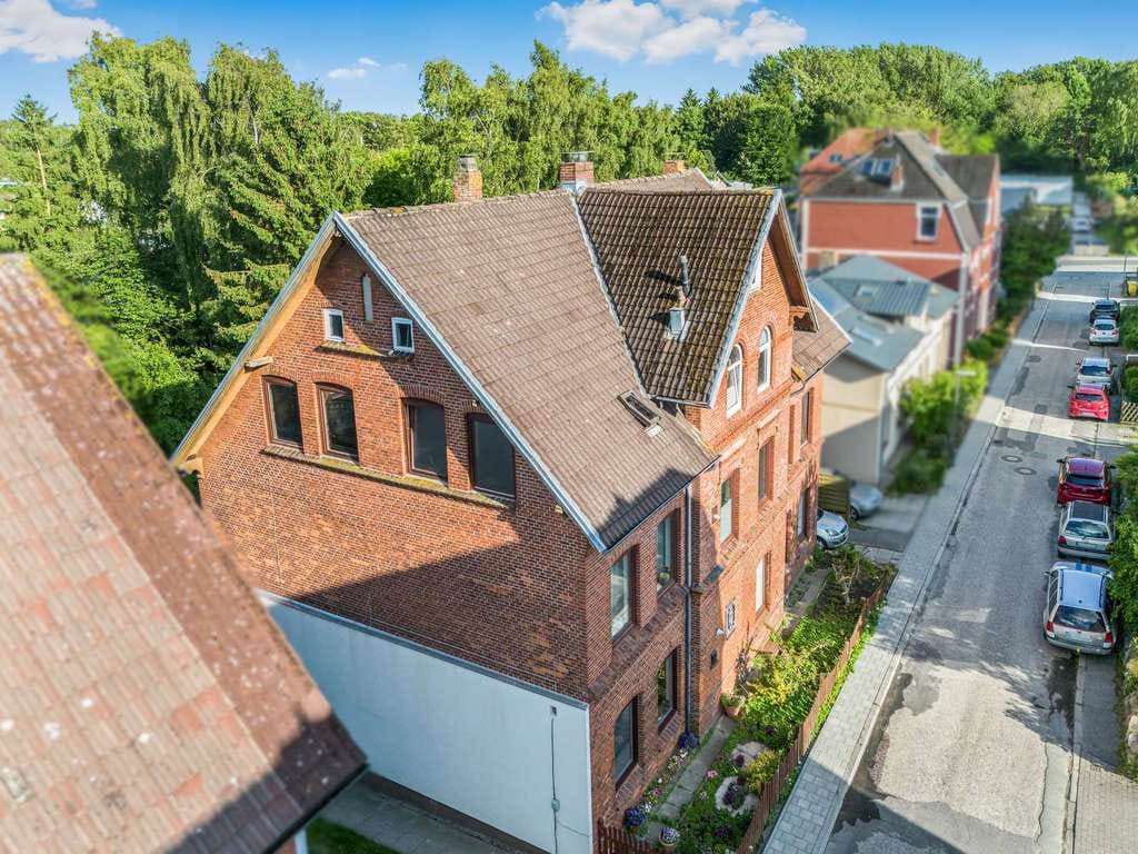 Immobilie in Kiel - Renditestark investieren: Voll vermietetes Mehrfamilienhaus mit Faktor 15,70 - Bild 4