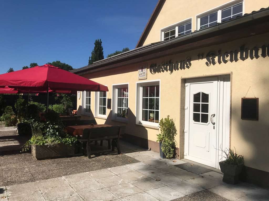 Immobilie in Grünheide (Mark) - Gasthaus mit vielfältigen Nutzungsmöglichkeiten zu verkaufen - Bild 1