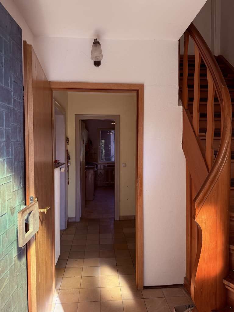 Immobilie in Bad Oldesloe - Sanierungsbedürftiges Einfamilienhaus in bevorzugter Wohnlage; verwirklichen Sie Ihre Vorstellungen! - Bild 2