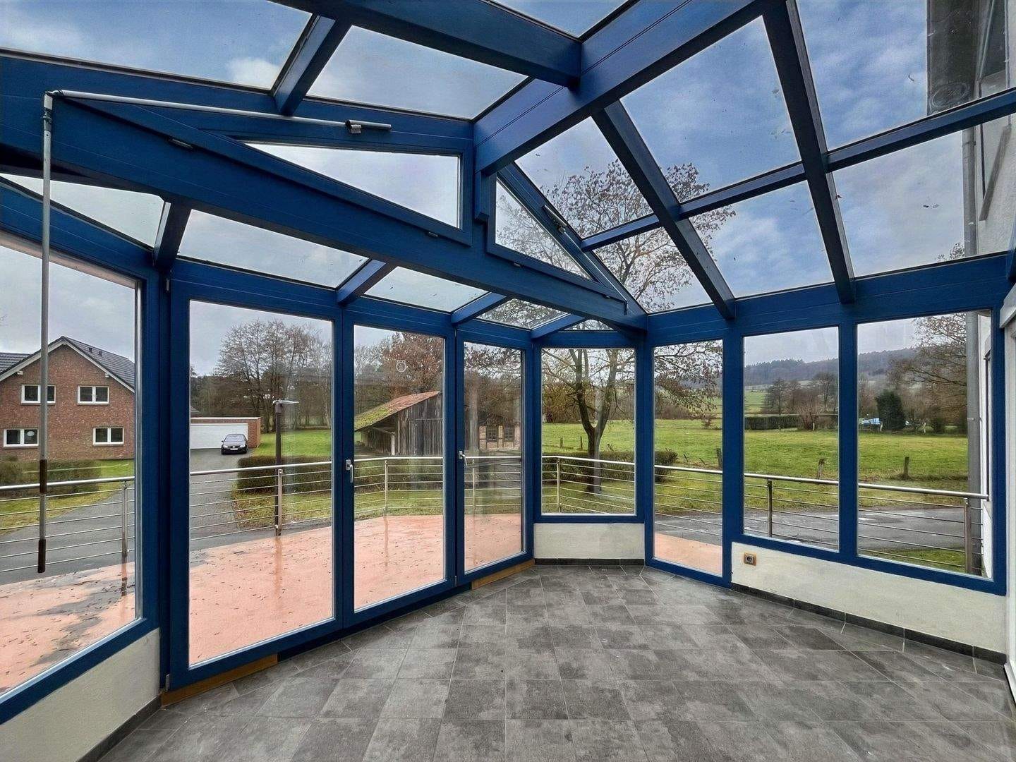 Immobilie in Uslar - Viel Platz in ländlicher Lage mit großer Scheune und Obstgarten - Bild 1
