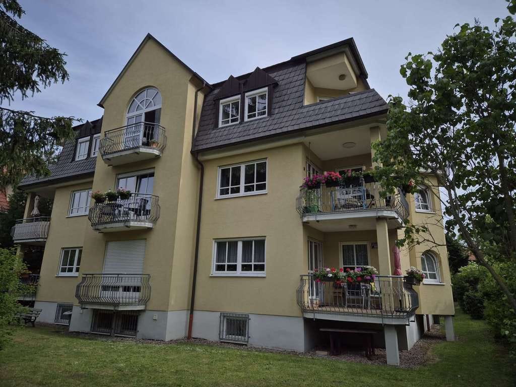 Immobilie in Arnstadt - Kapitalanlage mit Charme – Helle 3-Zimmer-Eigentumswohnung mit Balkon, Garage und Keller in Arnstadt - Bild 1