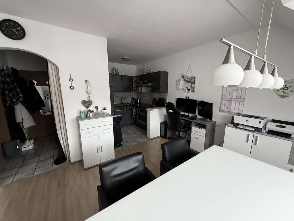 Immobilie in Pfaffenhofen an der Ilm - *Attraktive 3-Zimmer-DG-Whg. mit TG-Stellplatz in zentraler Lage* - Bild 4