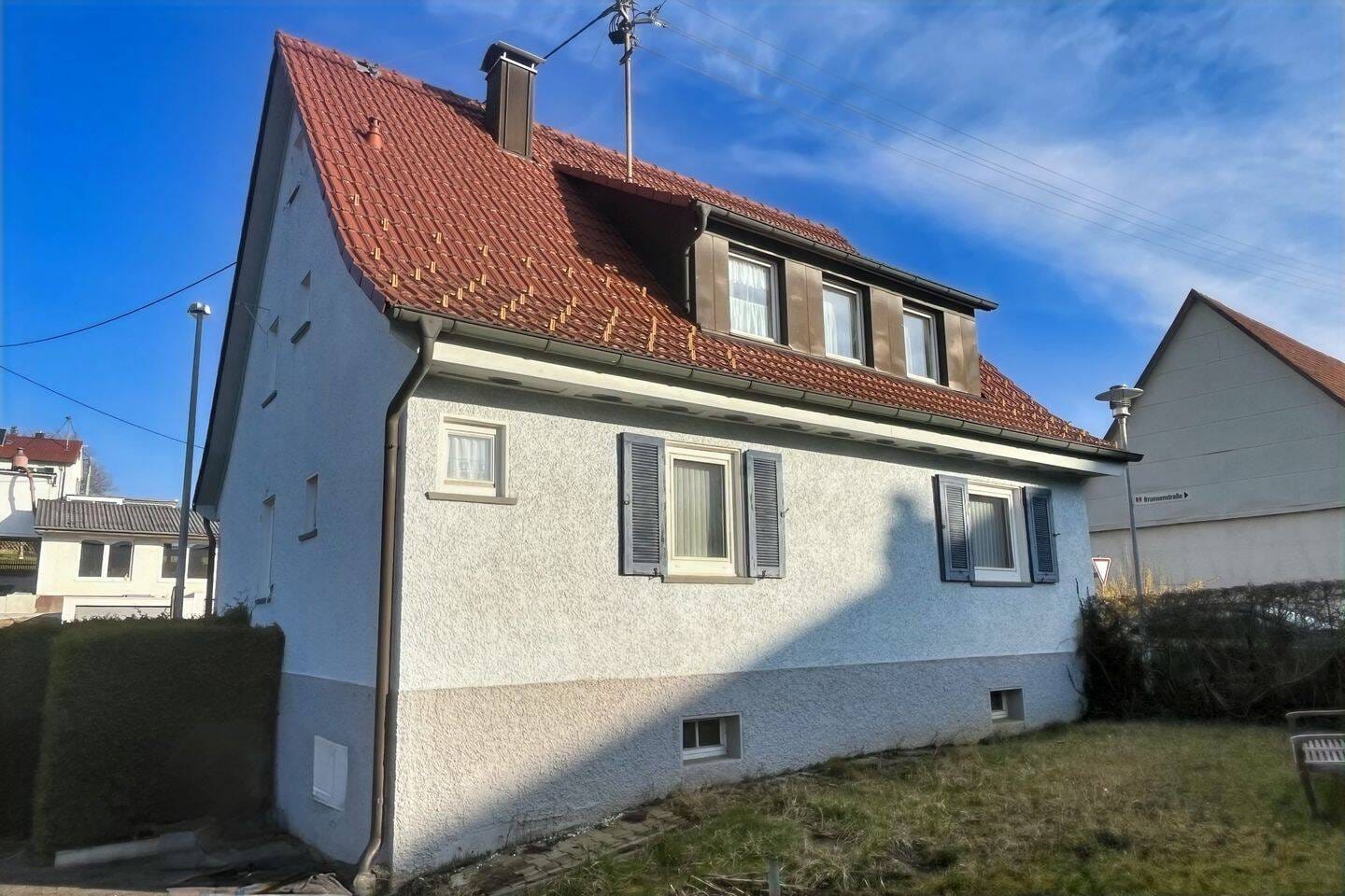 Immobilie in Gosheim - Wohnhaus mit Garage in Gosheim - Bild 3
