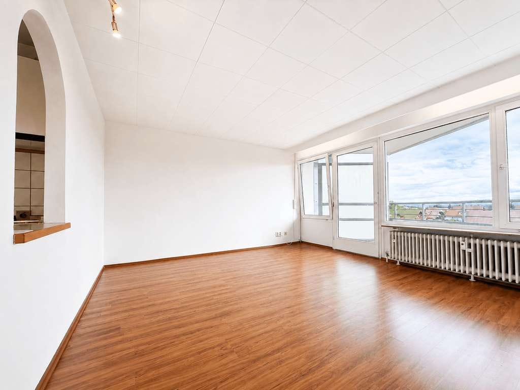 Immobilie in Altensteig - Sonnige 2-Zimmer-Wohnung mit Südbalkon, Aufzug, Kellerabteil & Stellplatz in Altensteig-Wart - Bild 1