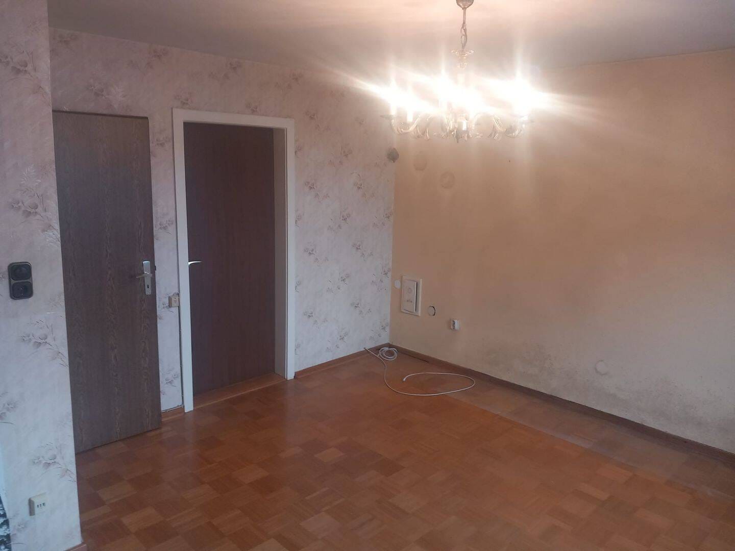Immobilie in Groß-Umstadt - Vielseitiges Wohnhaus mit großem Potential in Groß-Umstadt - Ein Investitionsklassiker - Bild 3