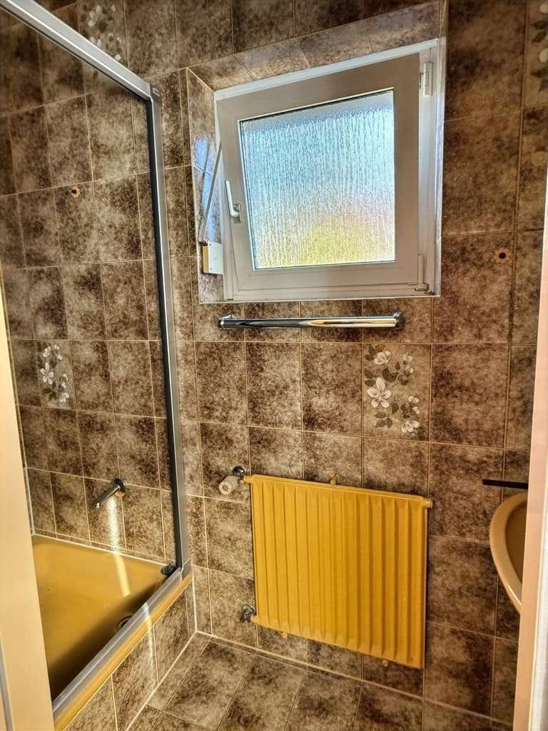 Immobilie in Stetten am kalten Markt - Gepflegtes Ein- bis Zweifamilienhaus mit Gartenhaus und Garage – perfekt für Familien - Bild 4