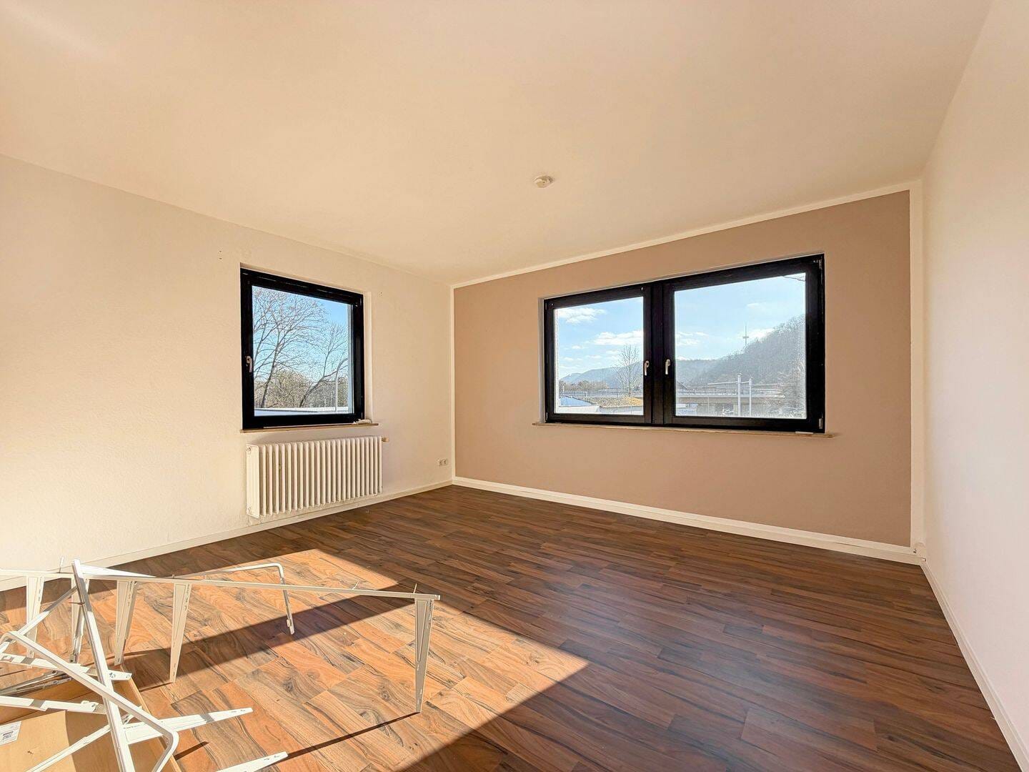 Immobilie in Koblenz - Attraktive Kapitalanlage in Koblenz Südstadt – Dreifamilienhaus mit Entwicklungspotenzial - Bild 1