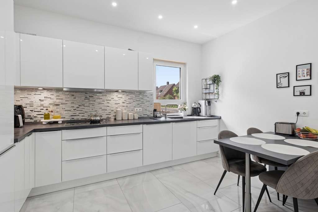 Immobilie in Trittau - Willkommen in Ihrem neuen Zuhause - Moderne Doppelhaushälfte in neuwertigem Zustand - Bild 4