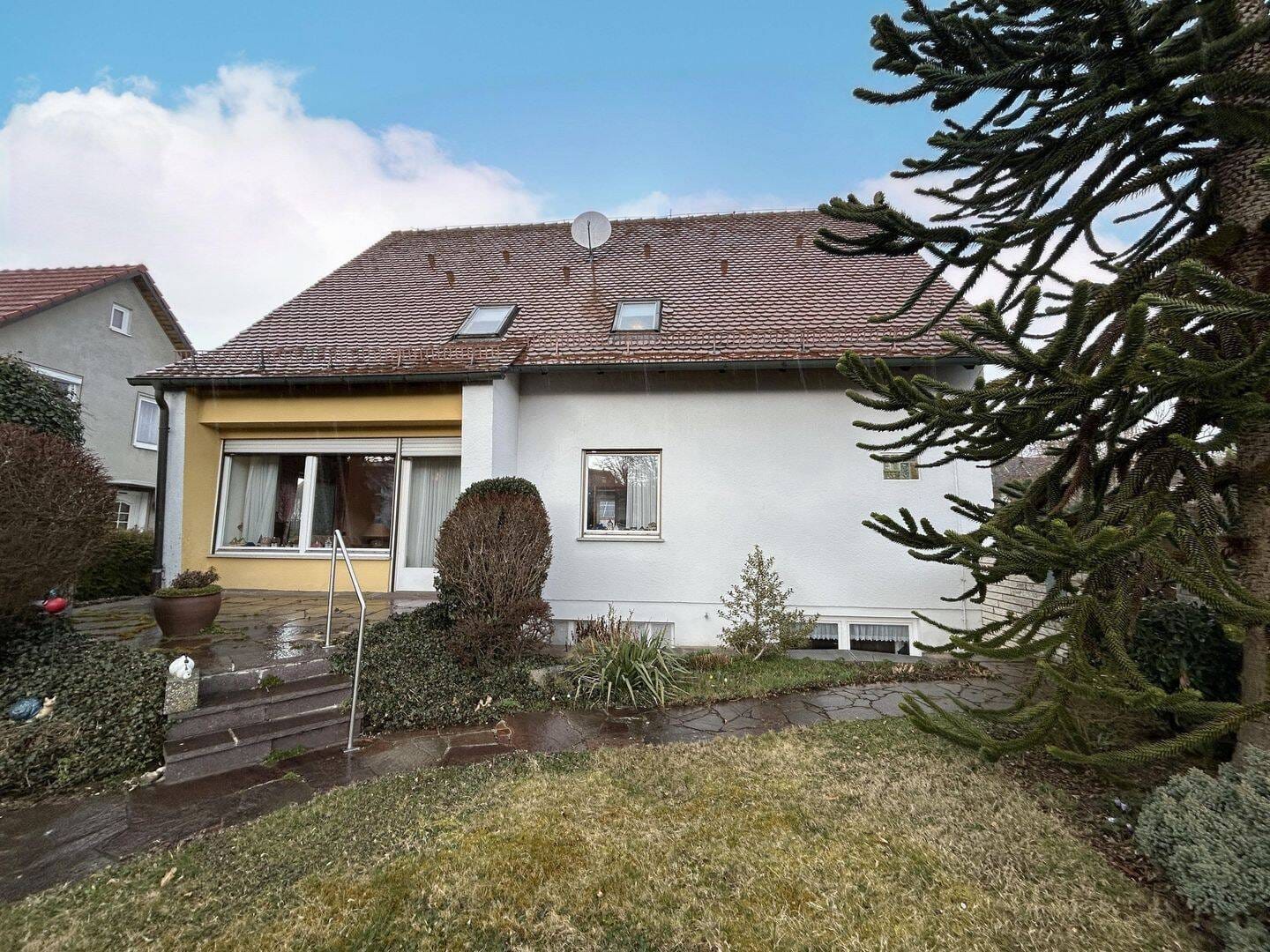 Immobilie in Roding - Zweifamilienhaus in Roding zu verkaufen! - Bild 0