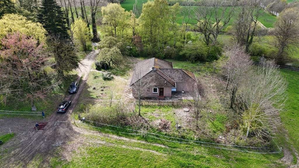 Immobilie in Harmsdorf - Resthof in Alleinlage mit unverbaubarem Fernblick - Bild 0