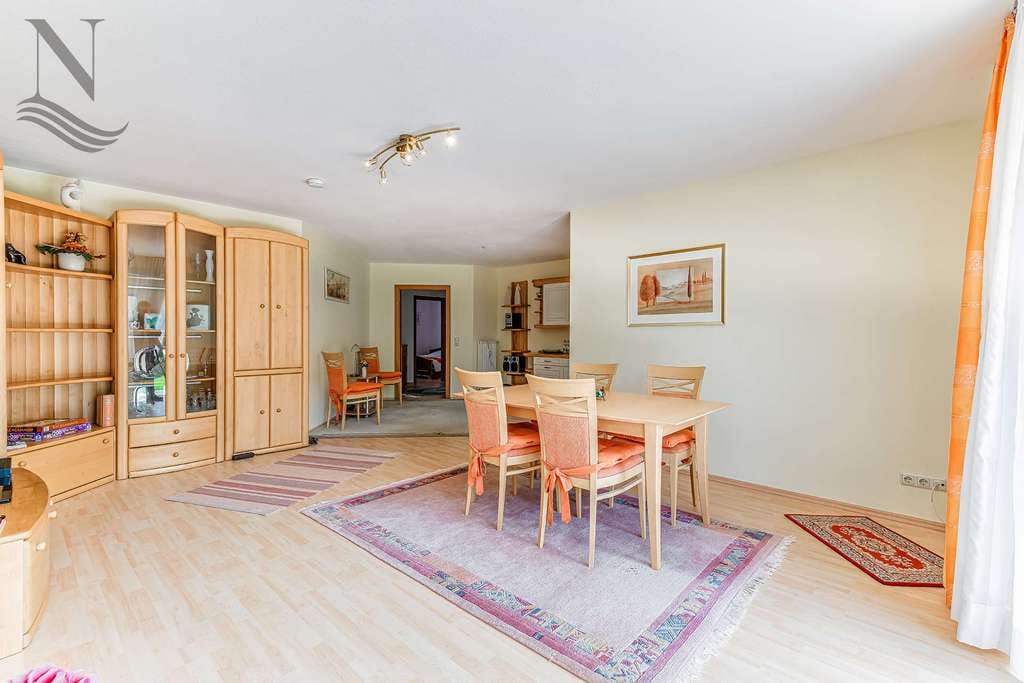 Immobilie in Bernau am Chiemsee - Sonniges Wohngefühl im Chiemgau: 4-Zimmer-Wohnung mit Terrasse, Garten und drei Stellplätzen - Bild 3