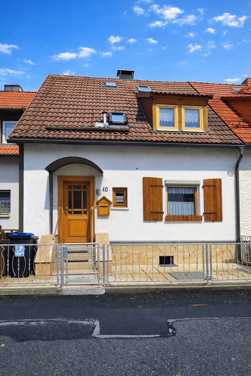 Immobilie in Sonneberg - Doppelhaushälfte in beliebter Wohnlage in Sonneberg OT Wehd - Bild 0