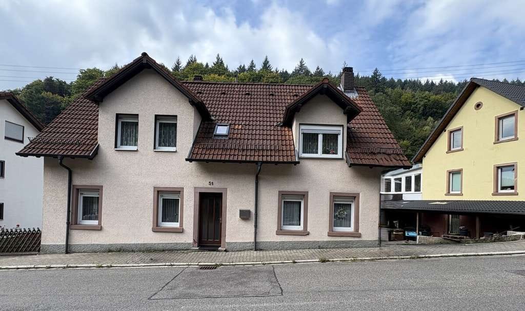Immobilie in Heidelberg - Zwei Zweifamilienhäuser mit großem Gartengrundstück und Möglichkeit der Selbstnutzung - Bild 1