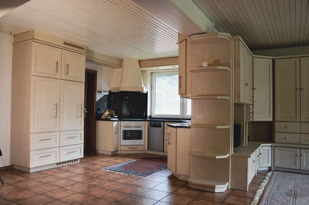 Immobilie in Odelzhausen - Einfamilienhaus in Sittenbach (Odelzhausen) mit einem wunderschönen, eingewachsenem Garten - Bild 4