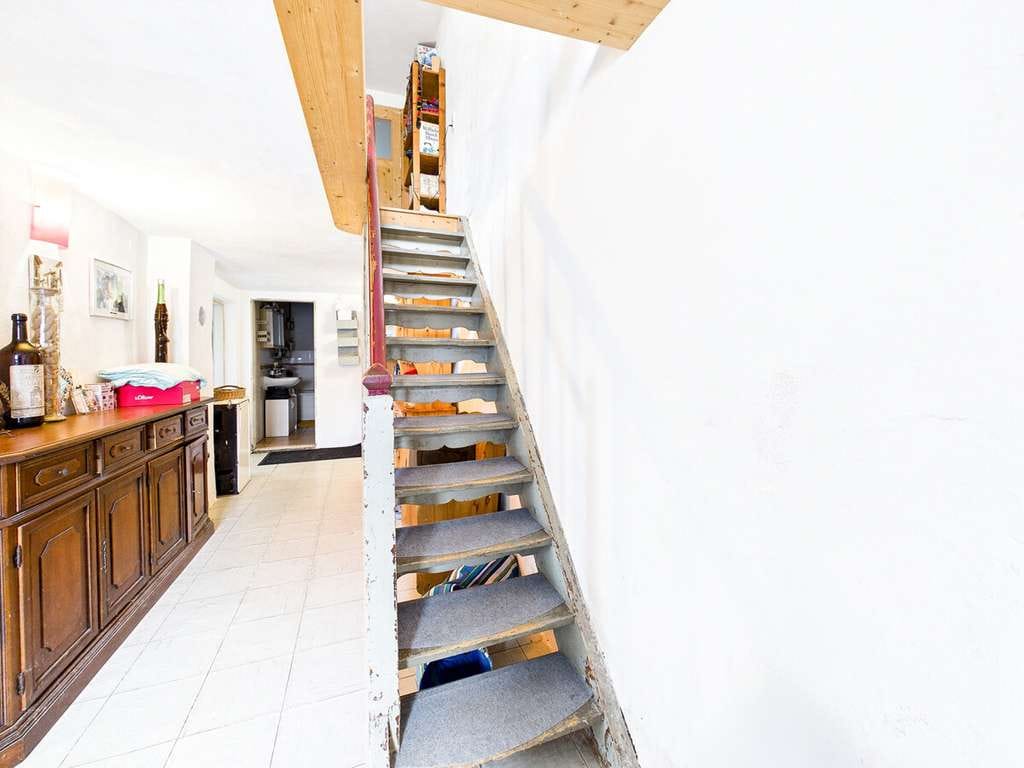 Immobilie in Rott - Sanierungsprojekt in Rott: Bauernhaus mit ca. 170 m² Ausbaureserve - Bild 4