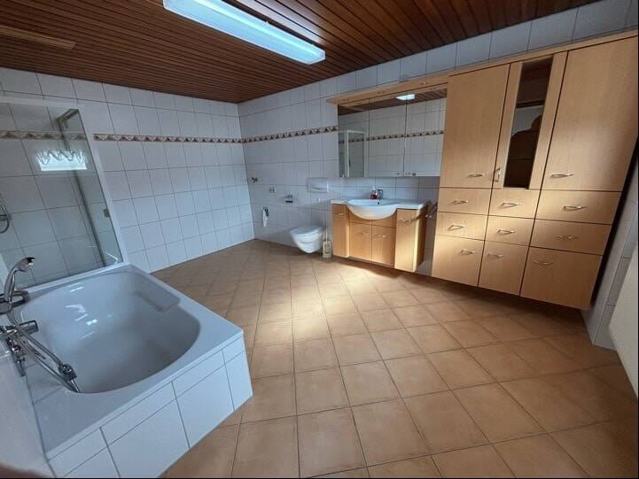 Immobilie in Ohlsbach - Gemütliches 1-2-Familienhaus in ruhiger Lage - Bild 2