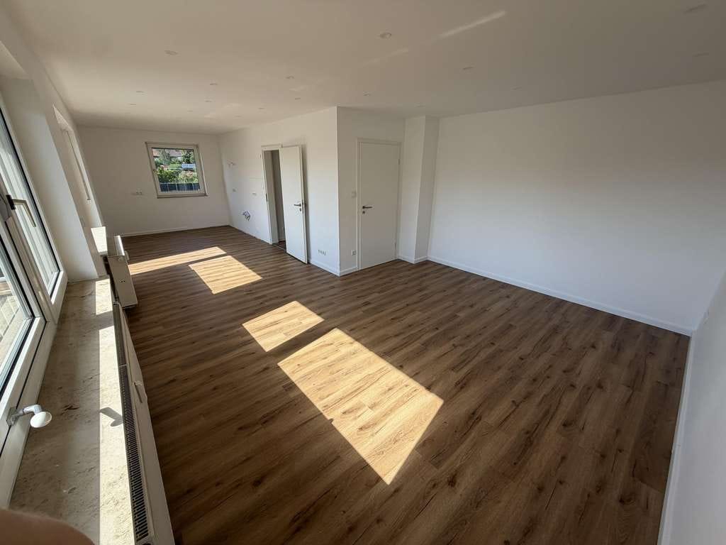 Immobilie in Niederwerrn - Modern wohnen auf zwei Ebenen - provisionsfrei - Bild 1