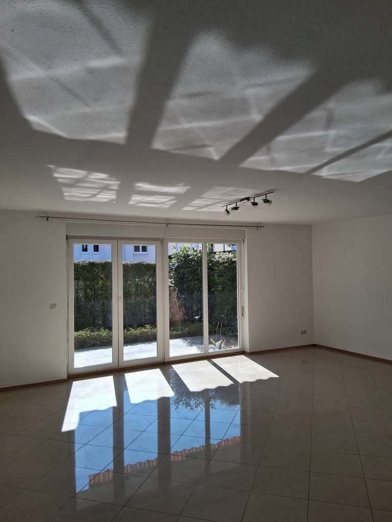 Immobilie in Karlsdorf-Neuthard - Hochwertige Doppelhaushälfte in Karlsdorf-Neuthard - Bild 1