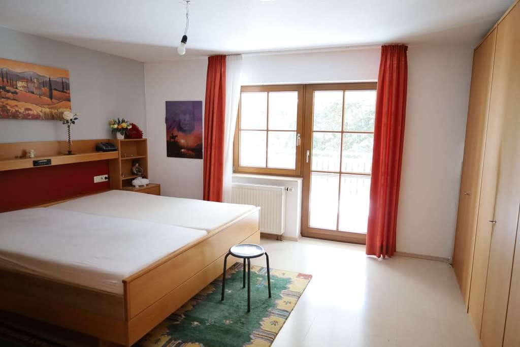 Immobilie in Zimmern unter der Burg - TRAUMHAUS FÜR GENIESSER: großzügig bei Schömberg - Bild 4