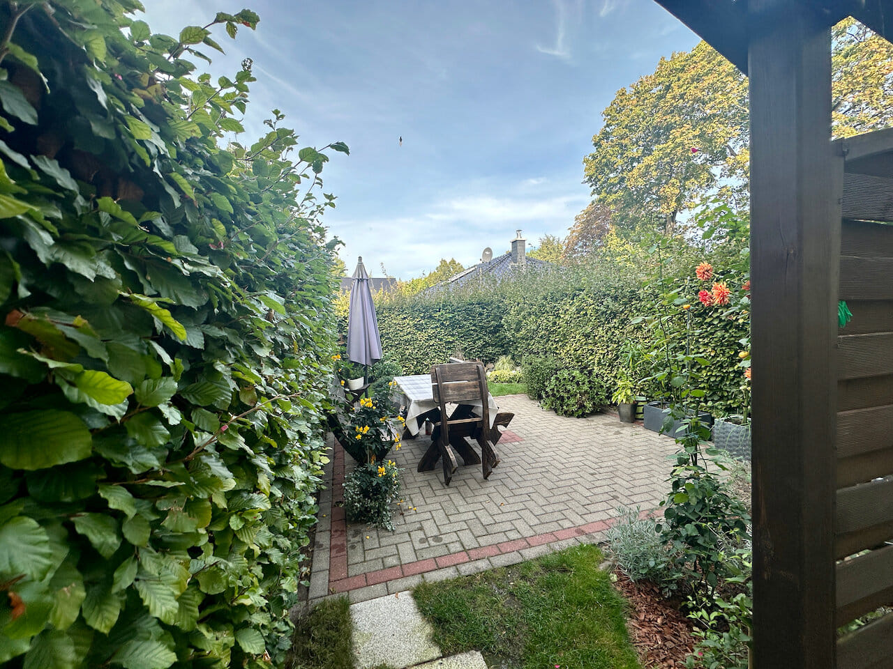 Immobilie in Ahrensfelde - Modernisiertes MFH mit fünf Wohnungen in ruhiger Lage nordöstlich von Berlin - Bild 2