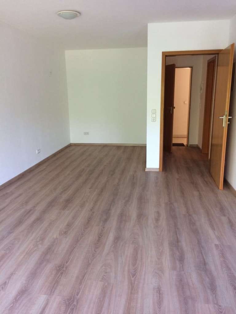 Immobilie in Erding - Charmante 1-Zimmer Wohnung mit Balkon und Tiefgarage in Erding-Klettham - Bild 1