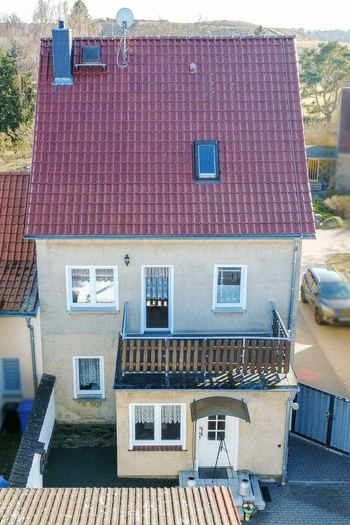 Immobilie in Niemegk - Großes Einfamilienhaus mit Ausbaupotenzial sucht neue Bewohner. - Bild 1