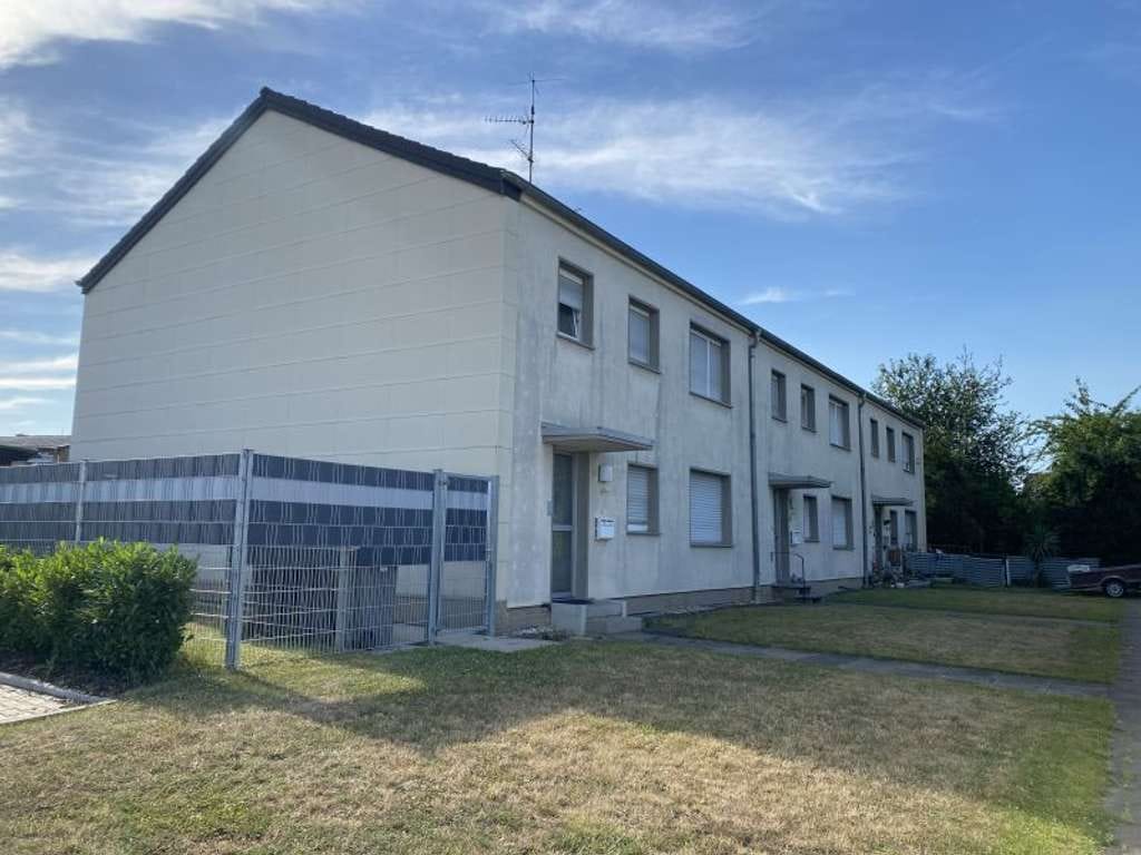 Immobilie in Bedburg - PROVISIONSFREIER VERKAUF eines 2-Parteienhauses - Bild 0