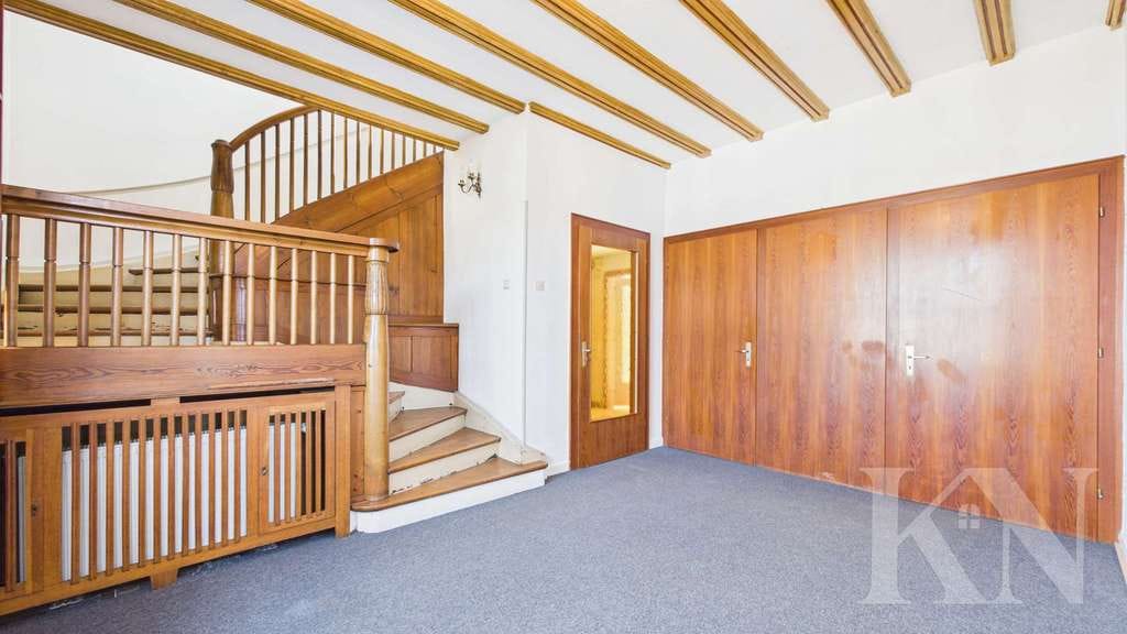 Immobilie in Völklingen - Altbauvilla mit Charme & Schieflage – 200 m² Wohnfläche auf 1.085 m² Grundstück - Bild 2