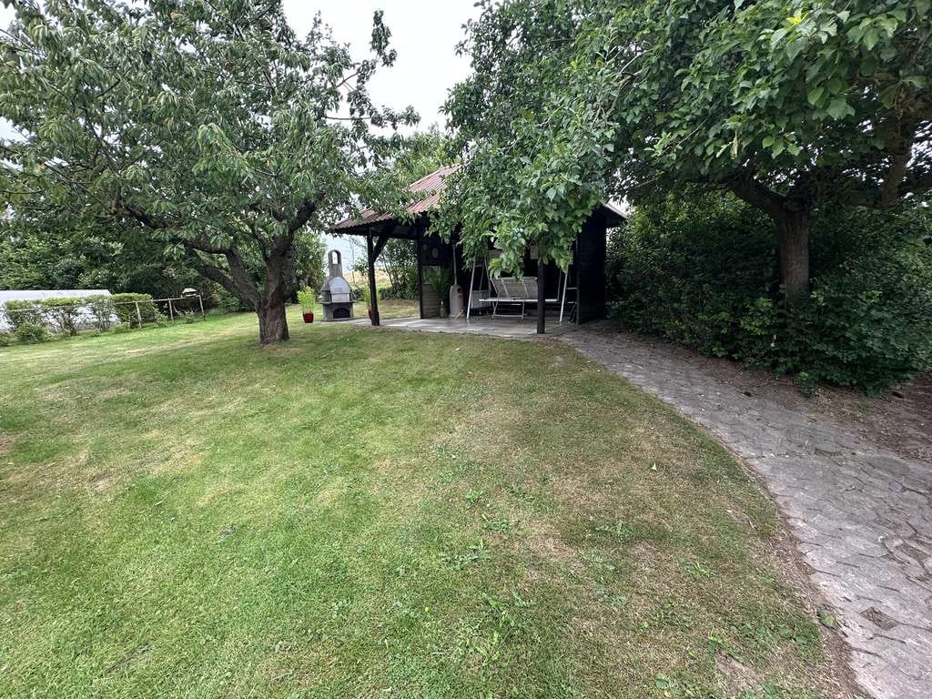 Immobilie in Damshagen - Traumhaftes Anwesen 3963 m² /Alleinlage gegenüber vom Gutshaus in Parin/ Blick auf den großen Teich - Bild 4