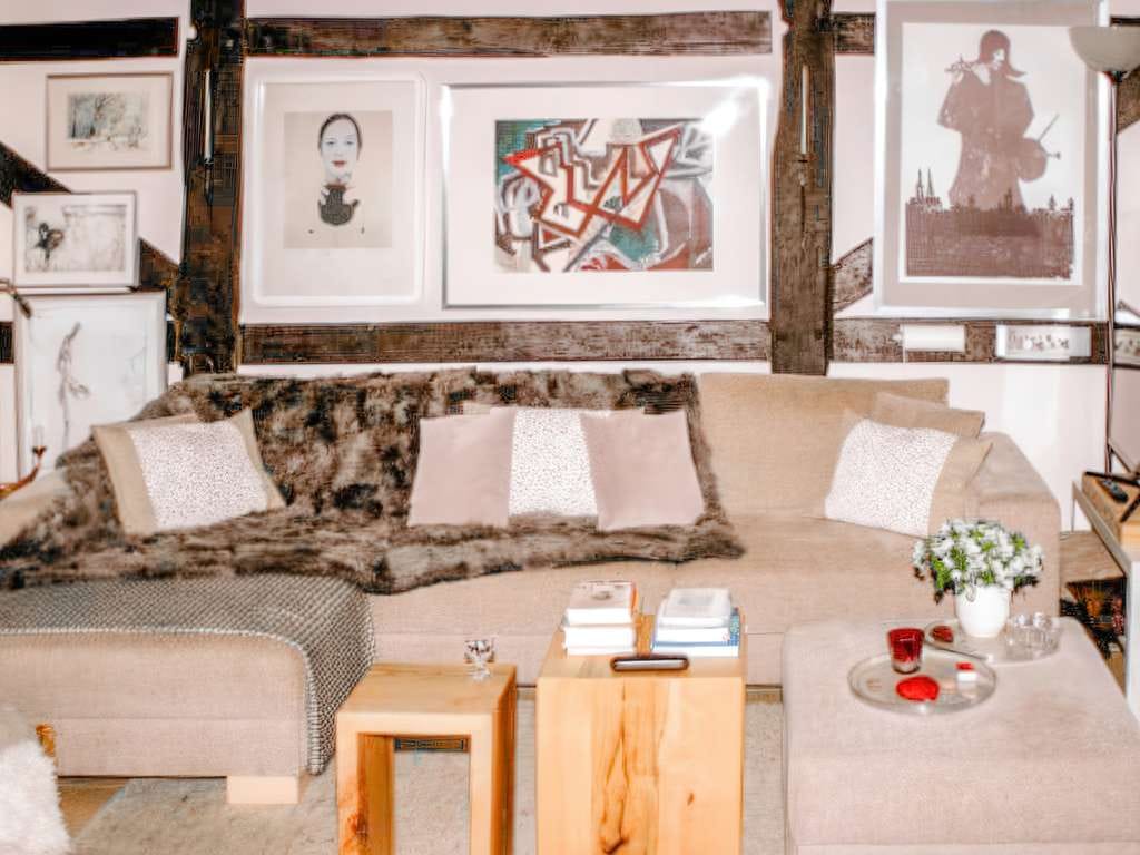 Immobilie in Neudorf-Bornstein - Wohnen mit Geschichte – stilvolle Erdgeschosswohnung im liebevoll gepflegten Resthof - Bild 1