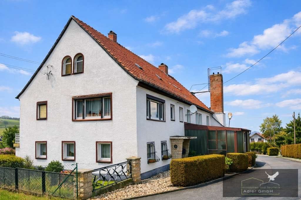 Immobilie in Kreischa - Gepflegtes Handwerker/Einfamilienhaus mit Werkstattanteil und Bauland in ruhiger Lage von Kreischa - Bild 0