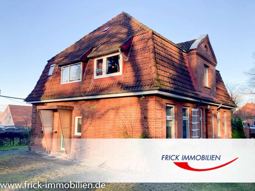 Immobilie in Schönwalde am Bungsberg - Stilvolles Wohnhaus auf großem Grundstück - Bild 0