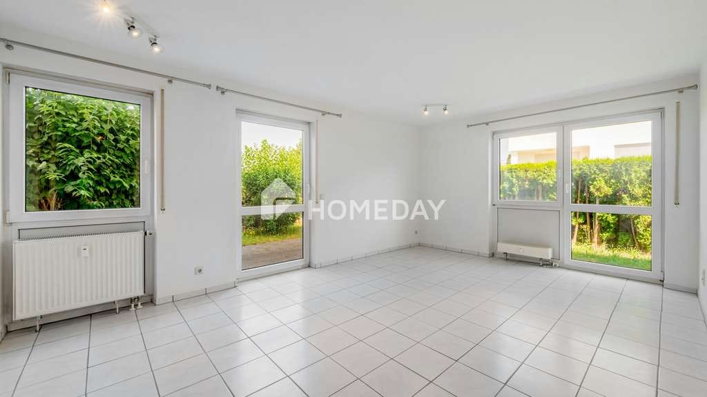 Immobilie in Walddorfhäslach - Bezugsfreie Gartenwohnung: 2 Zimmer, große Terrasse, zwei Stellplätze und viel Privatspähre - Bild 3