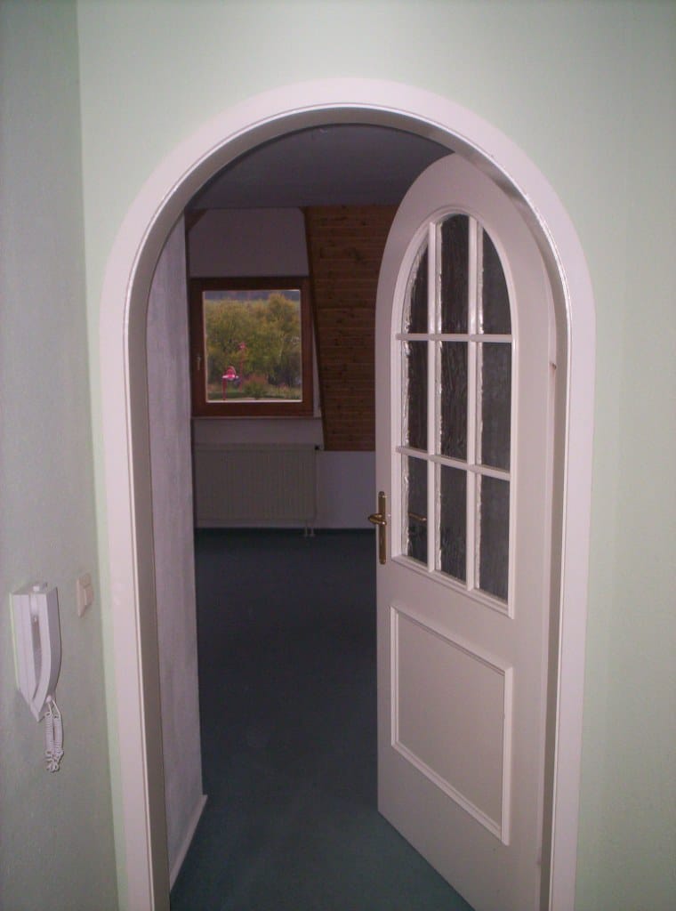 Immobilie in Neresheim - Traumhafte 3 und 1/2 Zimmer Wohnung in Idilischer Lage - Bild 1